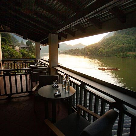 Nongkhiaw Dokchampa River View Villa מראה חיצוני תמונה