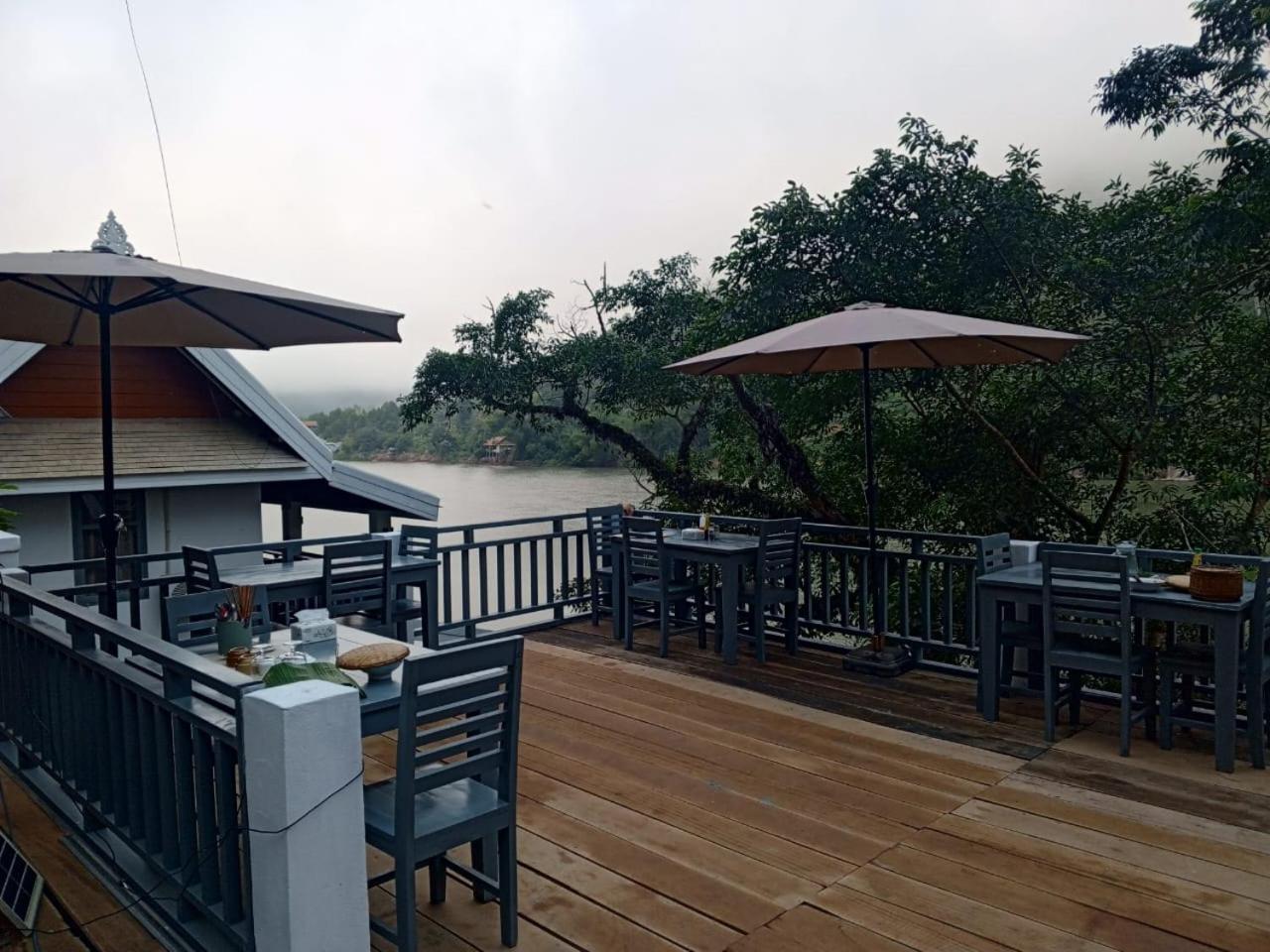 Nongkhiaw Dokchampa River View Villa מראה חיצוני תמונה