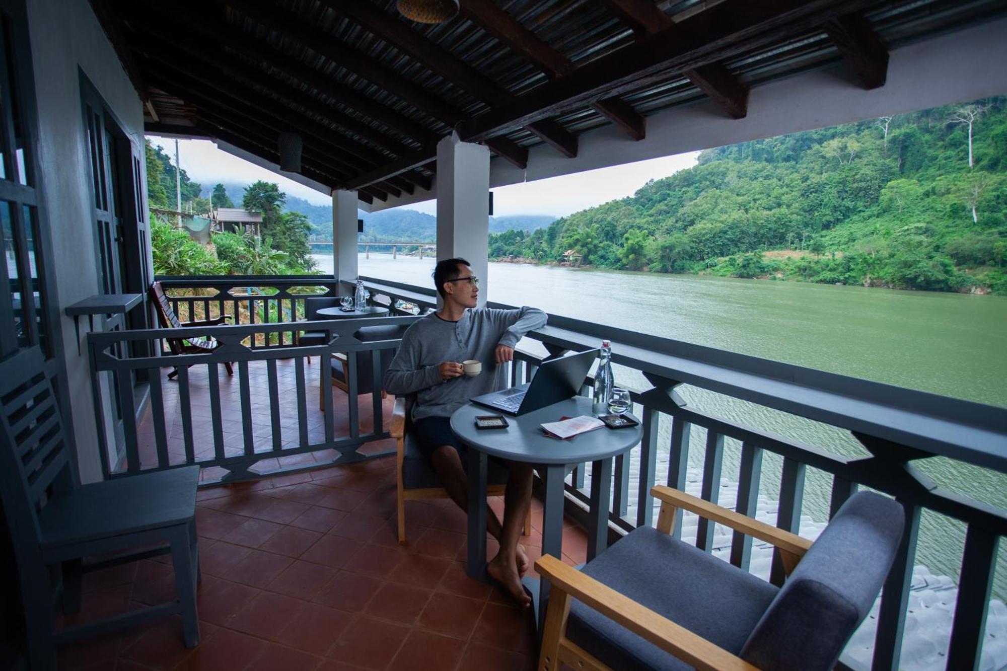 Nongkhiaw Dokchampa River View Villa מראה חיצוני תמונה